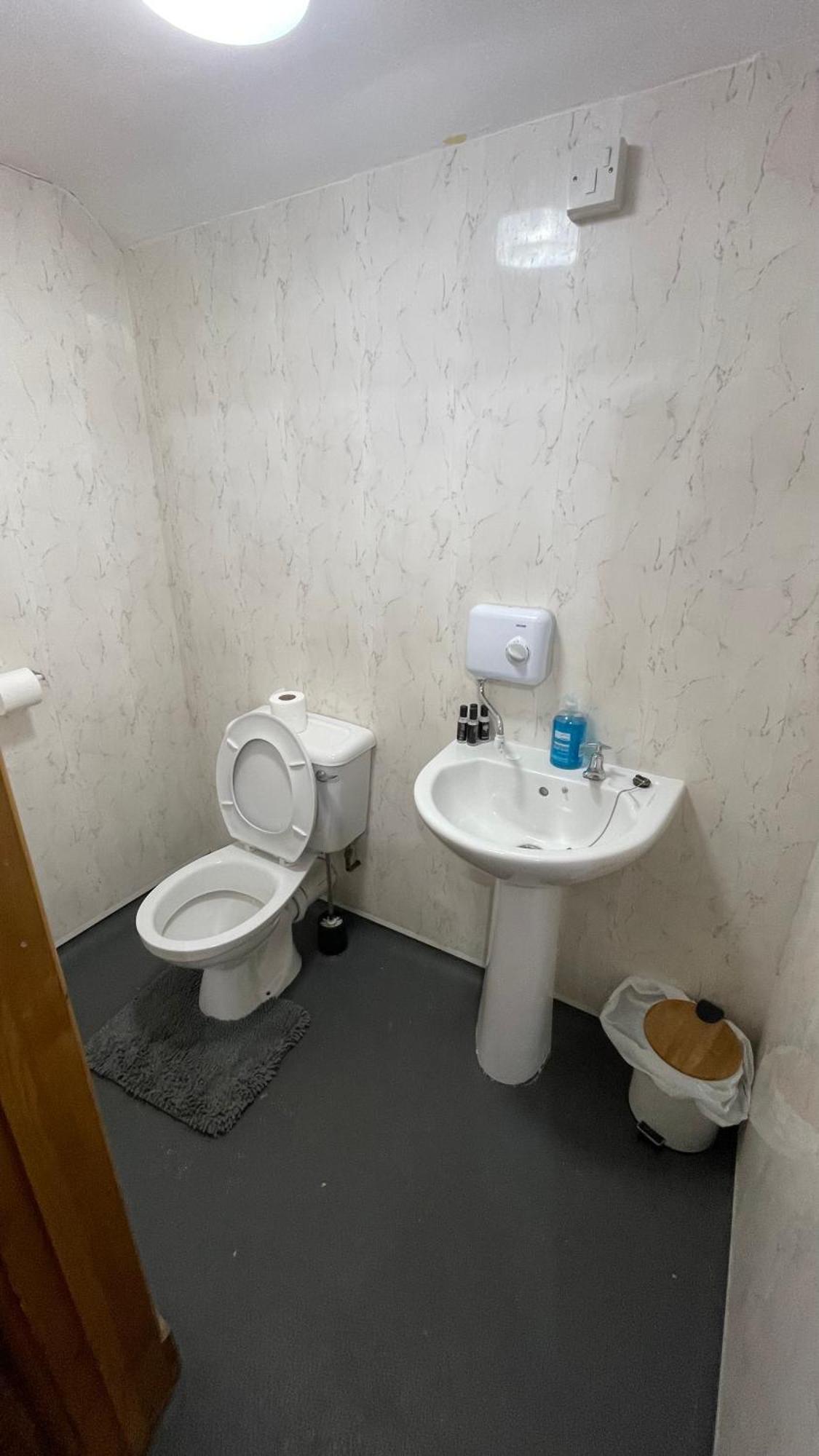 פורט טלבוט Bryn Bettws Lodge מראה חיצוני תמונה